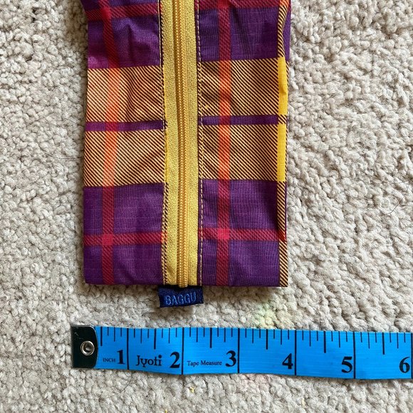 Rare BAGGU *Yellow Tartan Plaid* 3D Pouch, Small Size, Machine Washable, NWOT - Picture 4 of 9